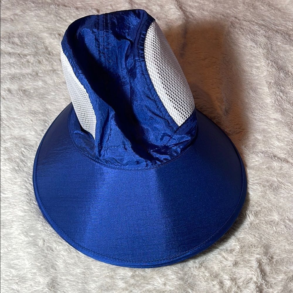 Island planet sunhat